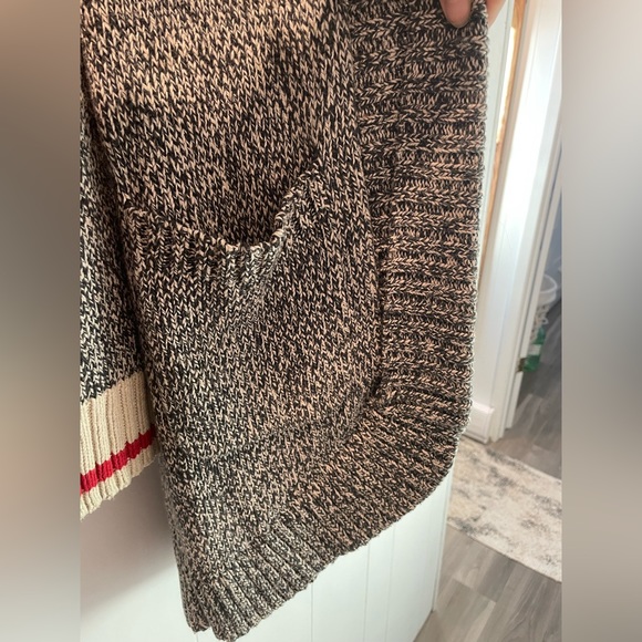 Roots Cabin Cardigan - Picture 6 of 7
